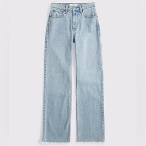 Abercrombie Curve Love High Rise 90s Relaxed Raw Hem Jean – Light Wash